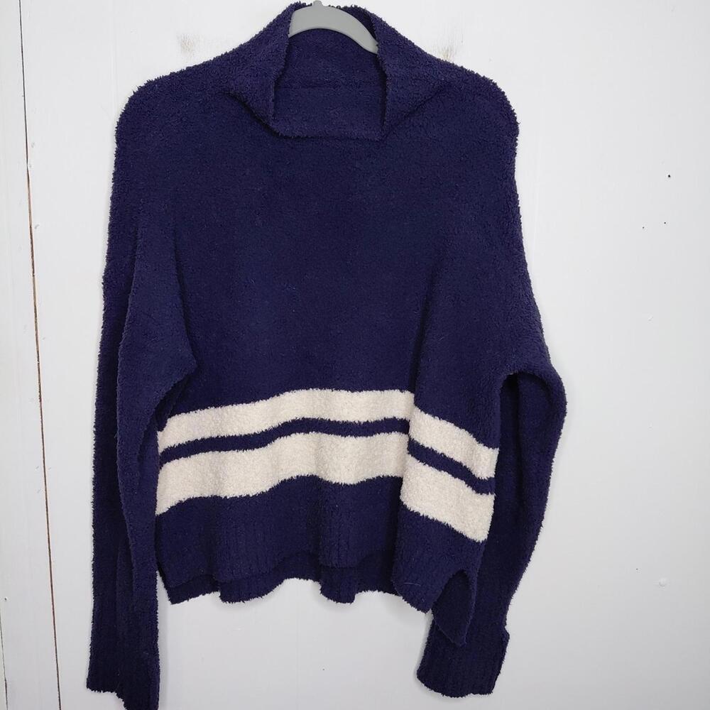 Ugg Sweater Womens Medium Sage Turtleneck Pullover Cropped Soft Cozy Navy Fuzzy